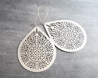 Large Silver Teardrop Earrings, silver filigree earring, statement earrings, large drop earring, cut out earring, big lightweight earrings