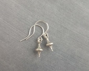 Tiny Silver Dangle Earrings, antique silver earring, little top earring, small silver earring, simple earring, delicate earring, sterling