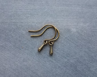 Antique Brass Drop Earrings, very tiny teardrops, bronze drop earring, small ear hooks, dainty earring, little brass earring delicate dangle