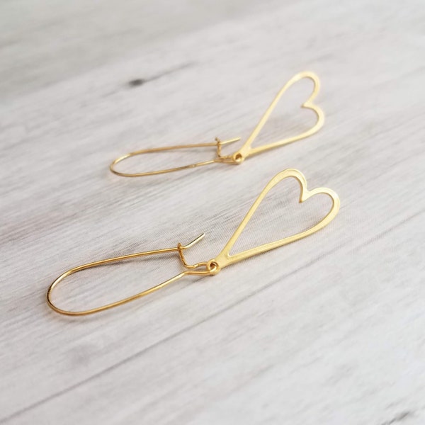 Gold Open Heart Earrings, elongated heart earring, heart outline earring, gold heart earring, kidney ear hooks, Valentine's day earring gift