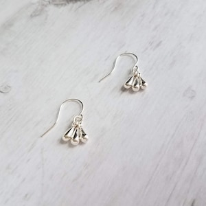 Silver Drop Earrings, tiny teardrop earring, 3 drop earring, small drop earring, little teardrop earring, silver teardrop earring small hook image 4