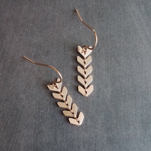 Long Rose Gold Earrings, v shaped earrings, rose gold arrow earrings, chevron earrings, arrows earrings, long flexible earrings, pink gold