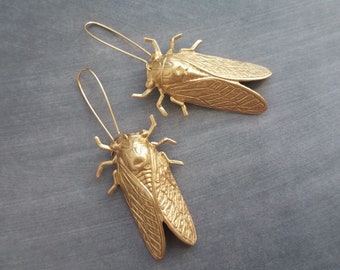 Large Cicada Earrings, gold bug earring, huge gold insect, big bug earring, gold insect jewelry, gold bug dangle, latching kidney ear hook