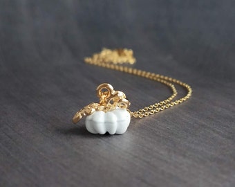 White Pumpkin Necklace, Halloween necklace, Halloween jewelry, gold Halloween necklace, tiny pumpkin necklace, pumpkin pendant, fall jewelry