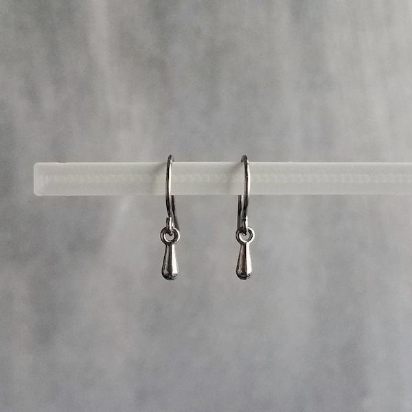 Drop Earring Vatten Gunmetal - Elk Accessories
