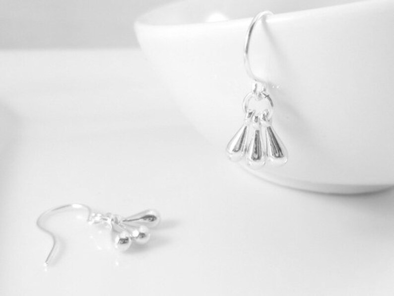 Silver Drop Earrings, tiny teardrop earring, 3 drop earring, small drop earring, little teardrop earring, silver teardrop earring small hook image 6