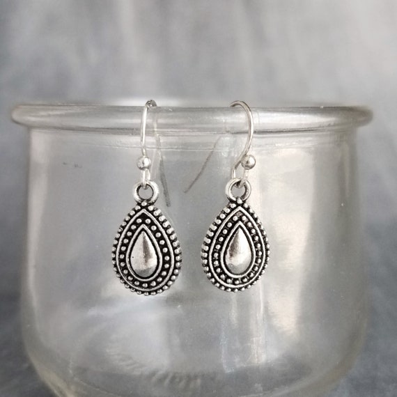 Boucles D'oreilles Pendantes Ethnique Vintage - Alliage Argenté Et Noir - Neuf Avec étiquettes