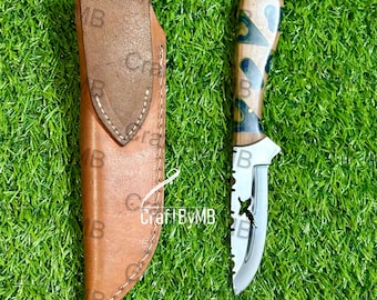 Cuchillo desollador hecho a mano: hoja de espiga completa, mango de madera personalizado y funda de cuero.