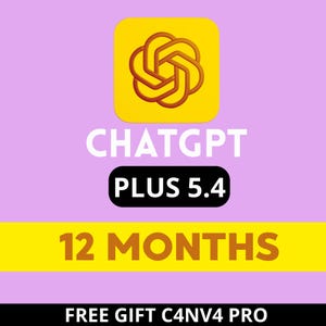 Puede incluir: Una taza de cerámica blanca con un asa negra y el texto "But First, Coffee" en negrita negra. La taza se encuentra sobre un fondo borroso, sugiriendo un ambiente acogedor.