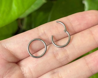 Implant Grade Titanium Nose Ring, ASTM F136 Seamless Hinged Clicker, Septum Hoop, 20G 18G 16G, 6–12mm