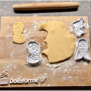 Frozen Cookie Cutters Set Fairytale Theme Kids Birthday Party Baking Supplies Fondant Stamp Tool Cartoon Character Cookie Decorating Kit
