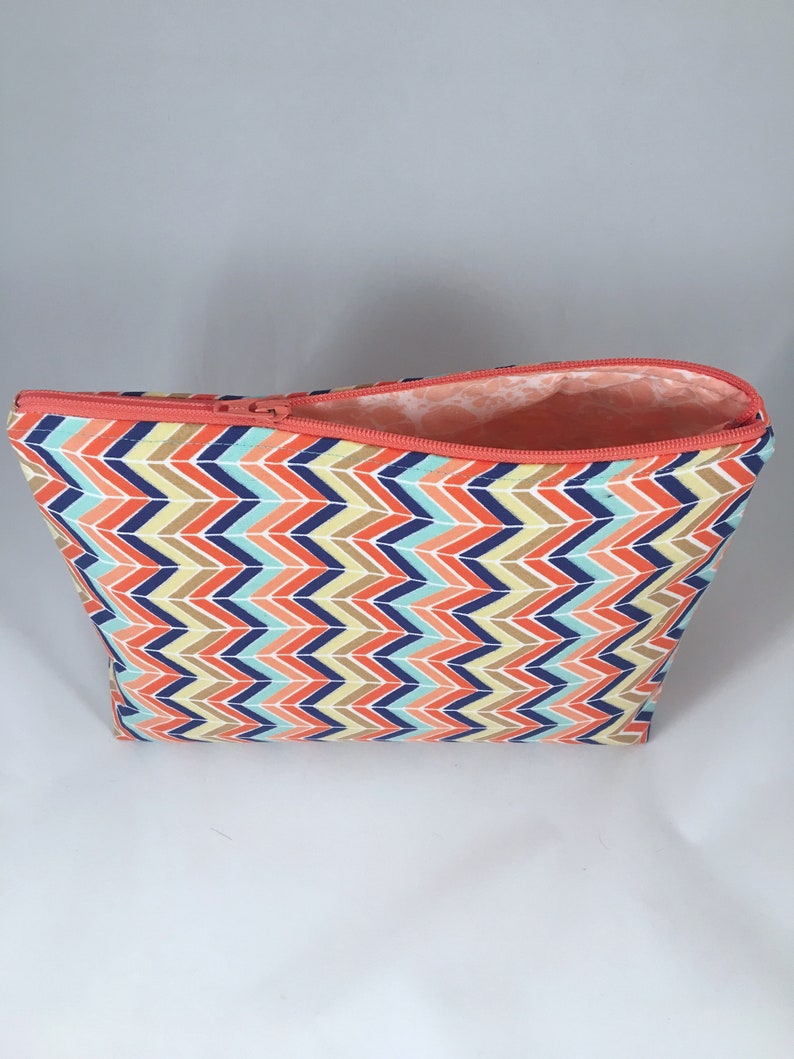 Storage Bag What A Zag Extra Large Zippered Bag Makeup Bag Mother/'s Day Gift Gift Ideas Teacher Gift Craft Bag Geometric Print Bag