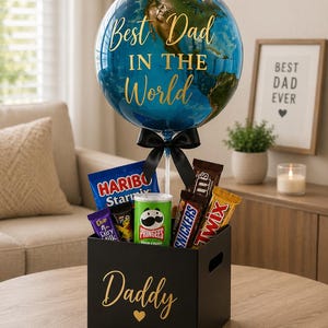 Personalised Father’s Day Balloon Gift Box | Best Dad In The World Balloon | DIY Gift Kit | Dad Birthday Gift | Unique Gift For Him