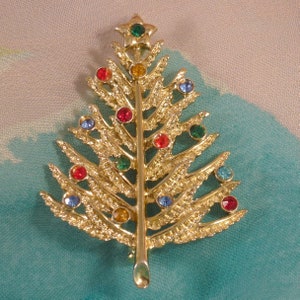 Vintage Multi Colored Rhinestone Christmas Tree Brooch, Festive Holiday Figural Pin, Estate Jewelry, Gift for Grandma