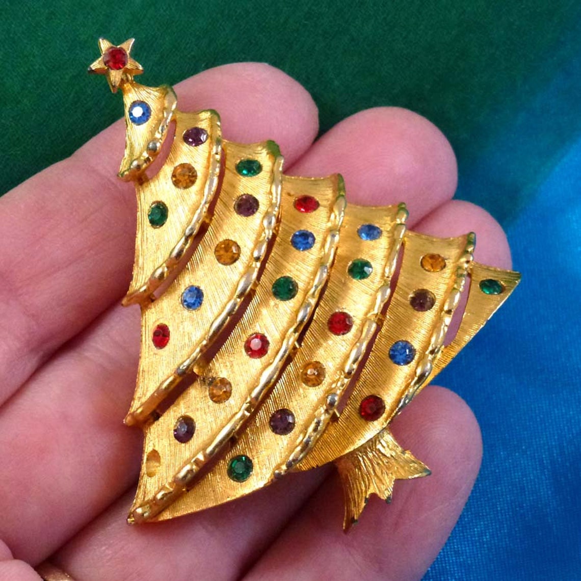 Vintage Rhinestone Christmas Tree Brooch Signed Figural Pin Etsy