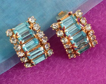 Vintage Earrings, Blue Rhinestone Clip Ons