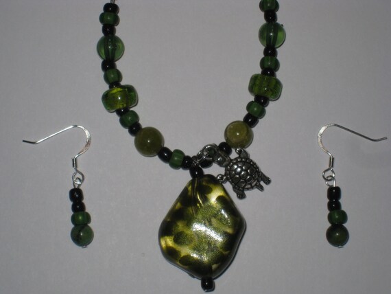 Green Stones and Turtle