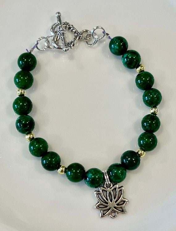 Lotus and Green Agate Bracelet