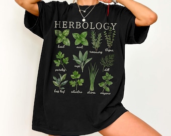 Camiseta de Herbologia Comfort Colors®, Camiseta de Ervas Culinárias, Camiseta Botânica, Camiseta Cottagecore para Cozinha e Horta, Presente para Jardineiro, Camiseta de Herbalista