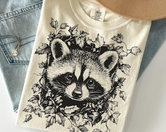 Raccoon Linocut Shirt Comfort Colors®, Forestcore Animal Graphic Tee, Rustic Wildlife Shirt, Vintage Cottagecore Top, Woodland Aesthetic Tee