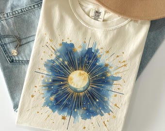 Camiseta Fase Lunar Celestial Comfort Colors®, Camiseta Lunar Estrellas y Rayos de Sol, Camiseta Galaxia Mística, Camiseta Boho Astrológica, Regalo Cósmico Espiritual