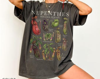 Camiseta retro con estampado de plantas carnívoras Nepenthes, colores cómodos, camiseta botánica con tabla de plantas carnívoras, camiseta estilo cottagecore con temática de naturaleza, regalo para amantes de las plantas raras.