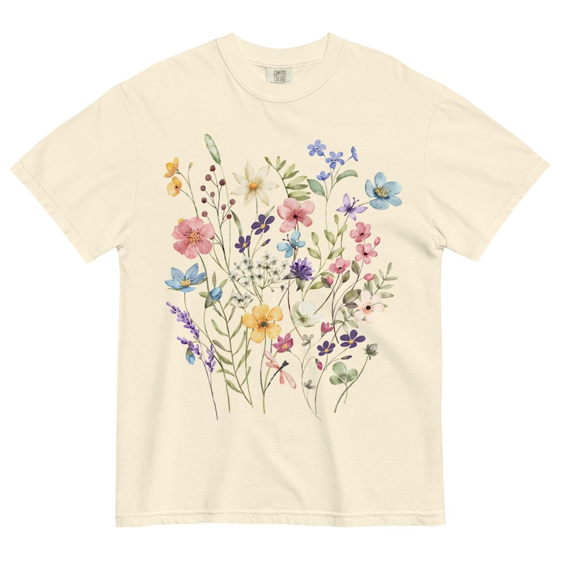 Unisex garment-dyed heavyweight t-shirt