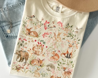 Camiseta Animais da Floresta Comfort Colors, Camiseta Amigos da Floresta, Camiseta Estilo Cottagecore Vida Selvagem, Camiseta Fofa com Veado, Raposa e Coelho, Presente para Amantes da Natureza