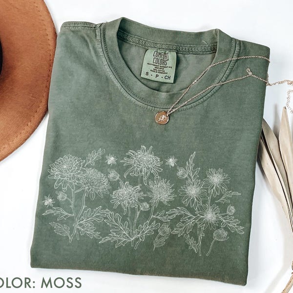 Chrysanthemum Vintage 90s Style Shirt Comfort Colors®, Retro Flower Lovers Shirt, Bloom Shirt, Botanical Garden Lovers Shirt, Bee Mom Shirt
