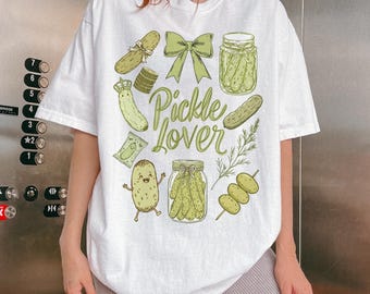 Pickle Lover Shirt Comfort Colors®, Funny Pickle Shirt, Coquette Bow Foodie Shirt,  Canned Pickle Tee, Foodie Shirt, Gift for Pickle Lovers