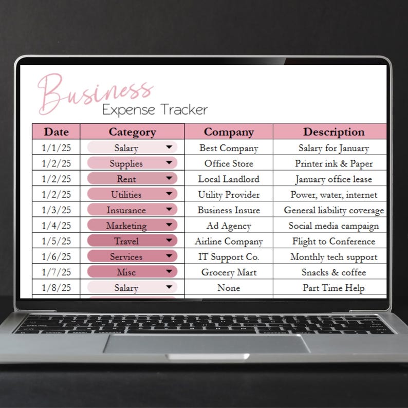 Pode incluir: Um ecr&atilde; de computador port&aacute;til exibe um rastreador de despesas rosa e branco intitulado "Business Expense Tracker". O rastreador inclui colunas para data, categoria, empresa e descri&ccedil;&atilde;o.
