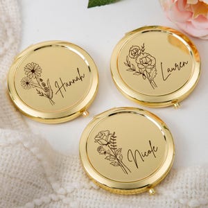 Bridesmaids Gifts Personalized Compact Mirror Birth Flower Pocket Mirror Engraved Makeup Mirror Custom Bridal Shower Gift Hen Party Gift