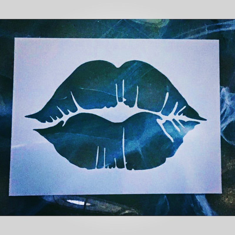 Lips Stencil - Etsy