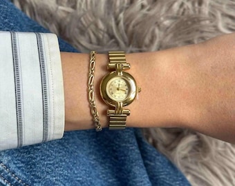 French Retro Gold Small Dial Watch for Women - Elegant Waterproof Quartz Wristwatch - Vintage Style Roman Numeral Scale - Daily Wear