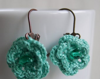 Crochet Flower Earrings - Flower earrings - Cute Earrings - lime Bridesmaid earrings - wedding earrings - mother's day gift - girlfriend