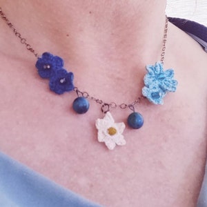 Longues boucles d'oreilles pendantes avec fleurs au crochet/longues boucles d'oreilles en dentelle/boucles d'oreilles en microcrochet avec grappes de fleurs/faites main aux États-Unis/nuance de bleu/cadeau pour elle image 9