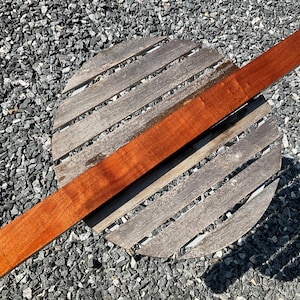 African Sapele craft lumber 1.5x3&1/8x42 (has a nick on the edge)