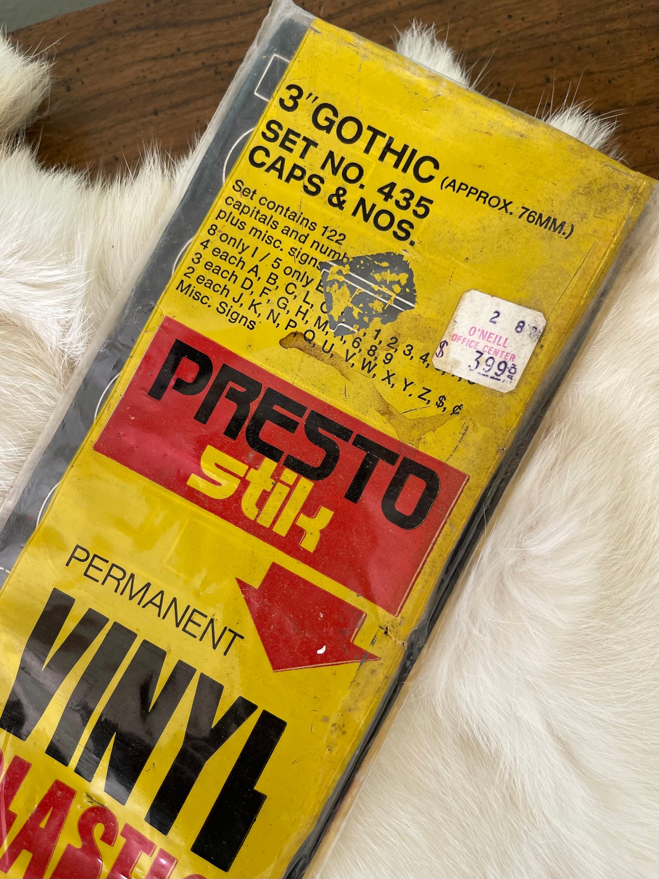 Presto Stik Vinyl Plastic Letters & Numbers 2 White Permanent #14252 S6478