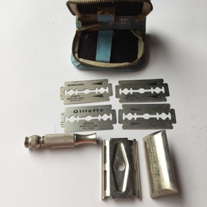 GILLETTE Vintage Travel Straight Razor & Case - Simulated Leather in Powder Blue - Midcentury Traveler - CASE Made in West Germany - #346