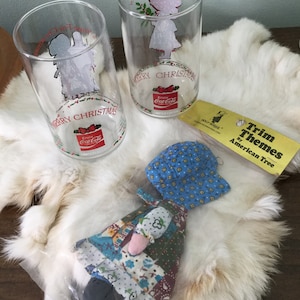 HOLLY HOBBIE Vintage Coca Cola Christmas Glasses - (Collector&#39;s Edition) & Plush Hanging Ornament by American Greetings Corp - #514