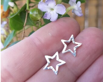 Forged Star Cutout Stud Earrings