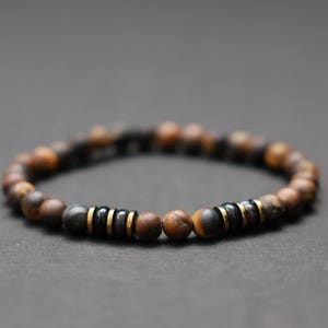 Men&#39;s Tiger&#39;s Eye & Agate Bracelet: Handmade Gemstone Jewelry