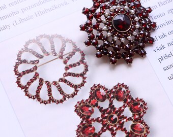 アンティークの希少なボヘミアンガーネットブローチ（シードパール付き