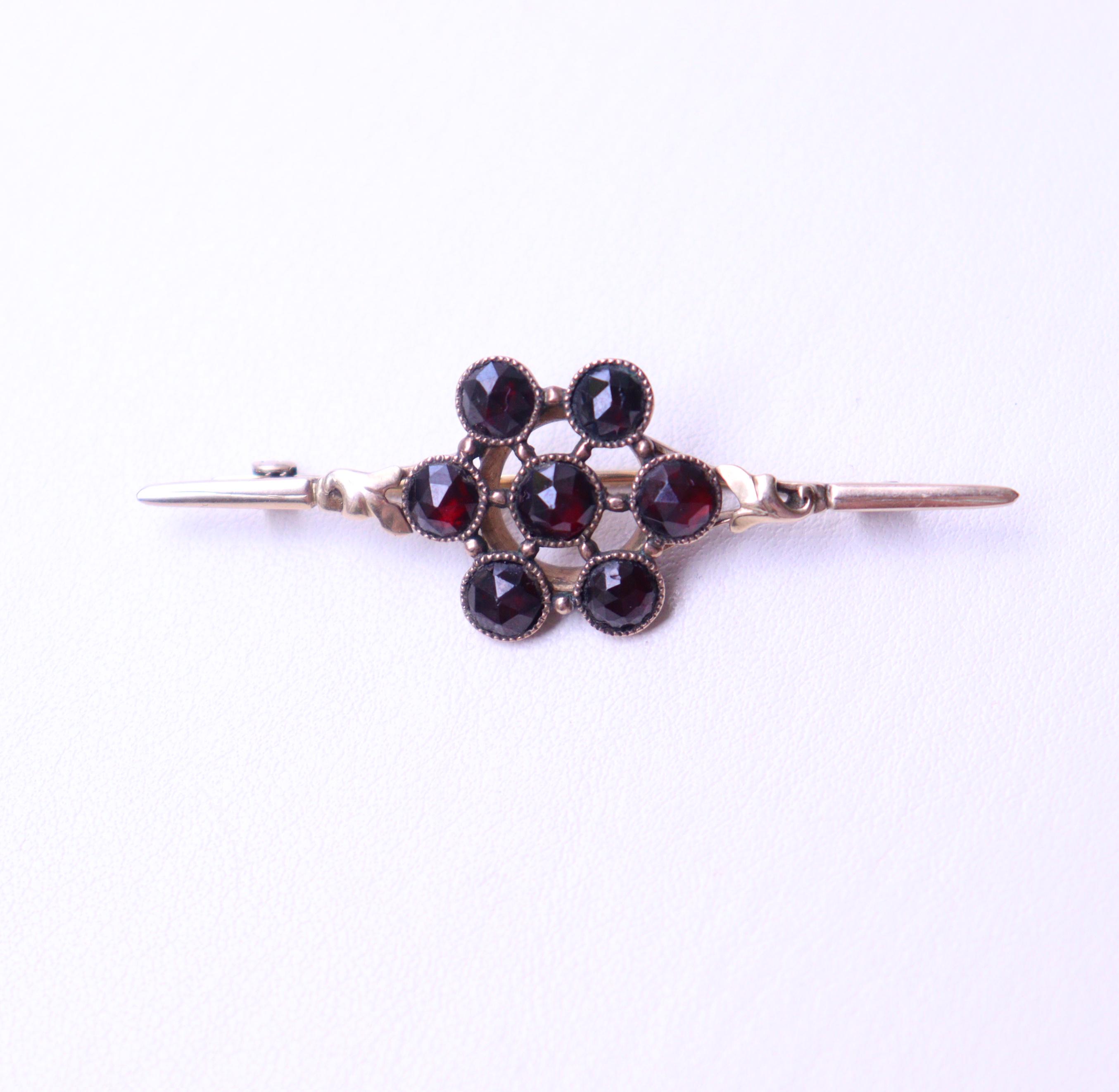 Antique Victorian Bohemian Garnet Bar Brooch Gold 333