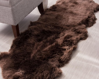 Natural Sheepskin Rugs – Ethically Sourced Real Wool Rugs, Soft Lambskin Throws, Rustic Home Decor
