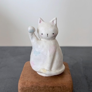 Japanese Minimal White Lucky Cat | Maneki Neko | Handmade Good Luck Charm Decor | Beckoning Cat Figurine