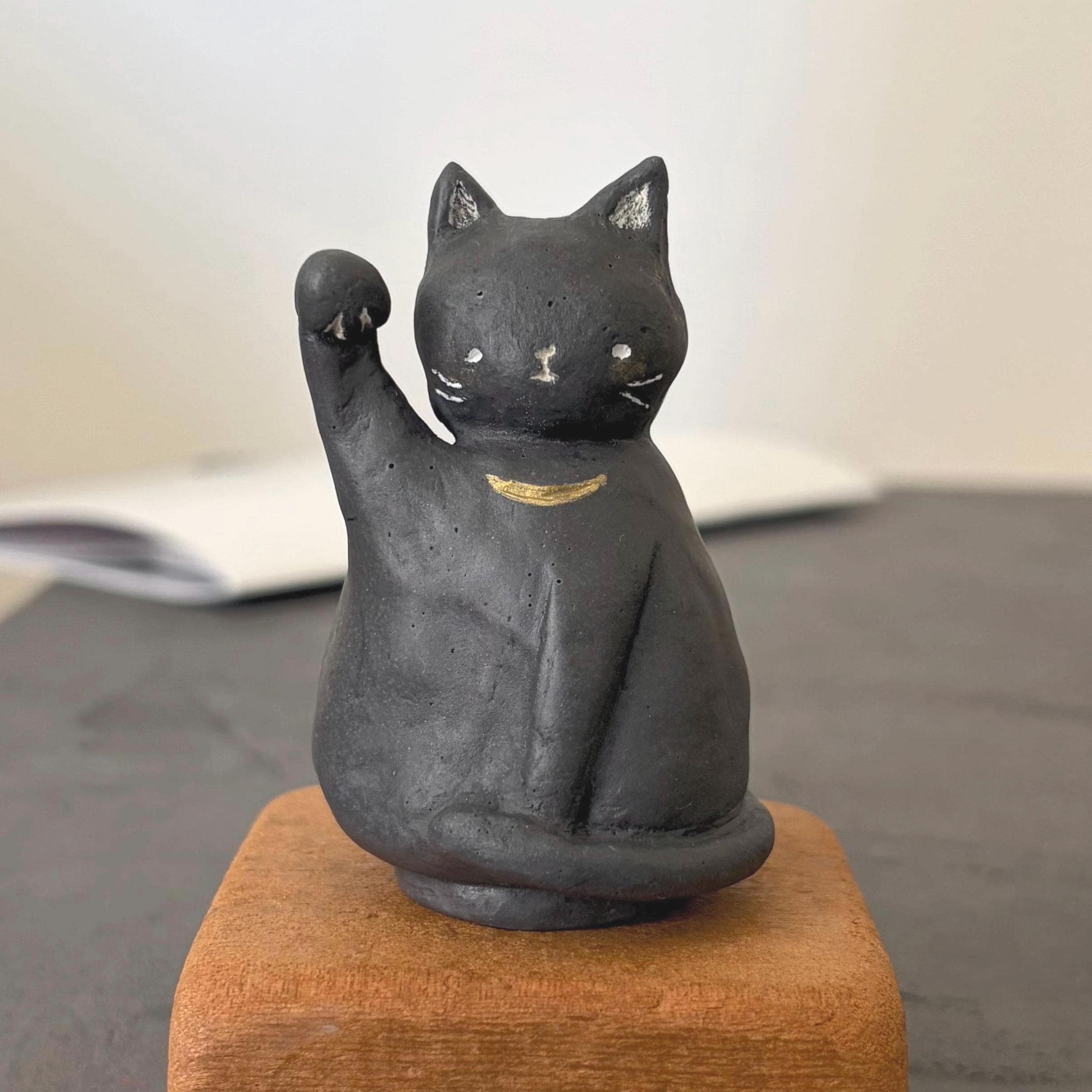 招き猫の彫刻 - Etsy 日本