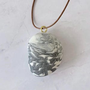 Jesmonite Worry Stone Bag Charm –  CLOUD –Keychain – Thumb Stone for Anxiety Relief – Calming Pocket Fidget – Handmade Gift |