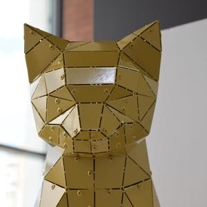 3D Cat Statue Metal Decor, Geometric Modern Polygon Sculpture, Handmade Indoor & Garden Animal Inspired Art Piece, World Cat Day Gift