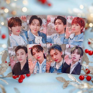 STRAY KIDS - Weihnachten [Fotokarten]